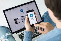 viewer browsing Telegram livestream channels safely on smartphone